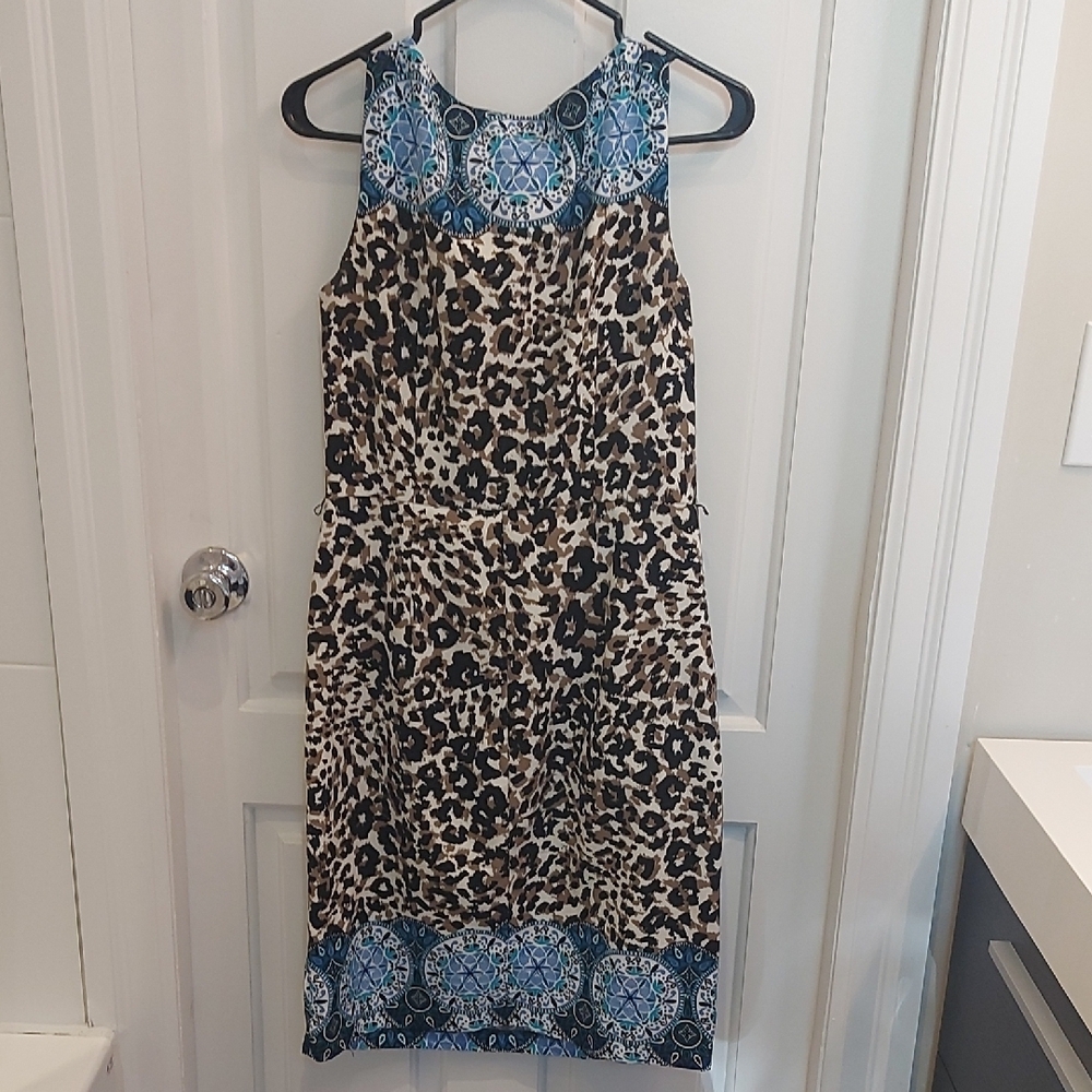 London Times Leopard Print Midi Dress with Blue Details - Picture 6 of 7